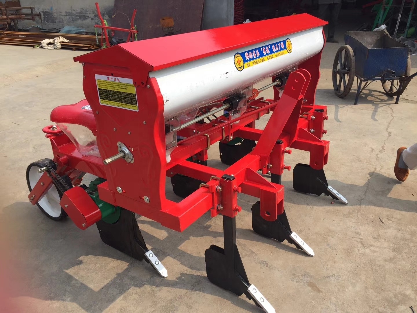 farm 4 row maize seeder  corn  planter