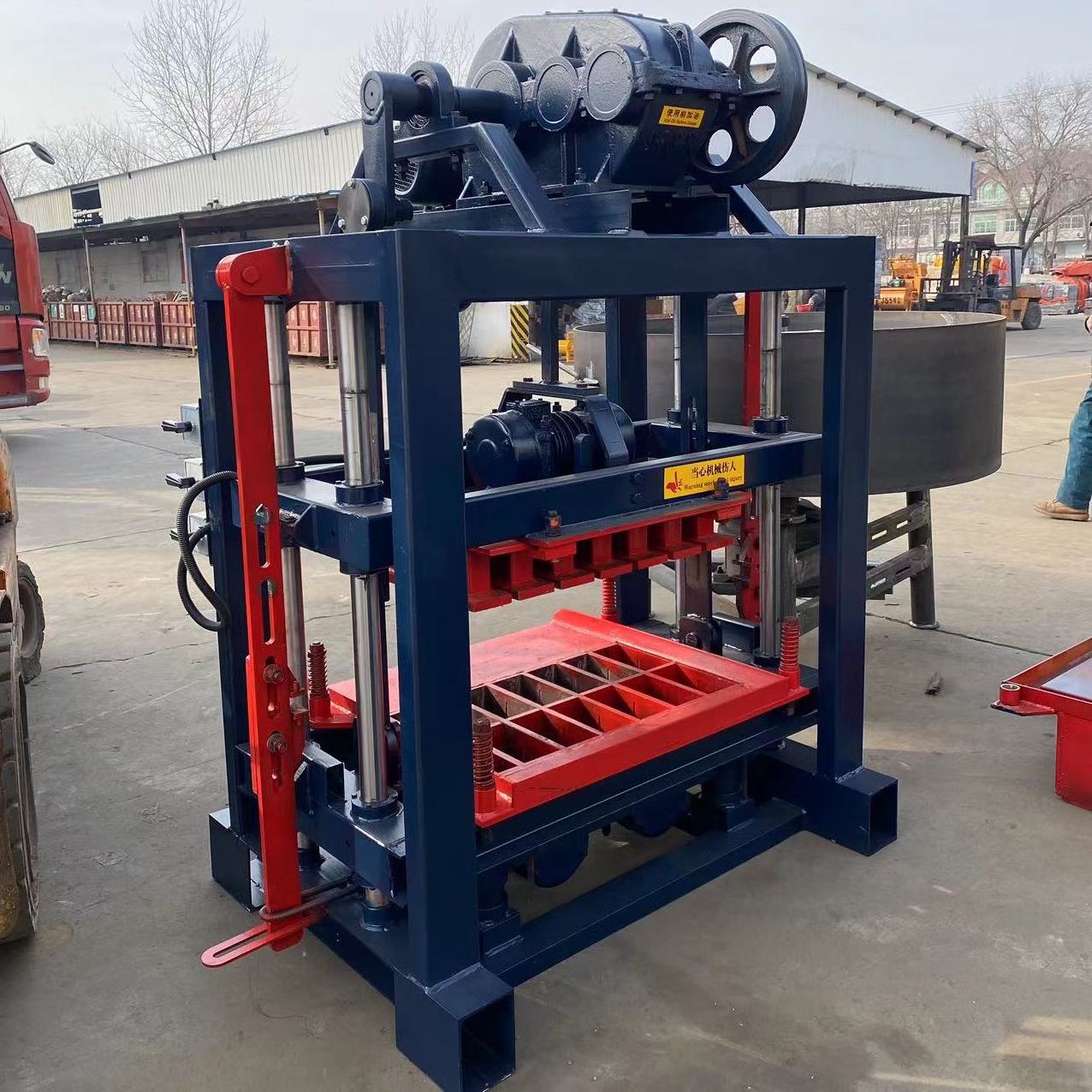 Reliable QTJ4-40 brick press for small-scale factory brick machine for Brick Production