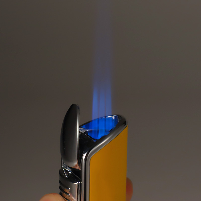 Wholesale windproof Cigarette lighter metal blue flame Refillable lighter torch for cigar Custom Logo