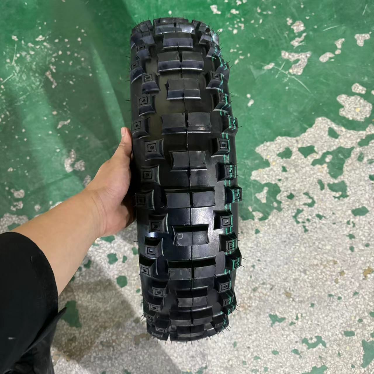 motocross tire 17