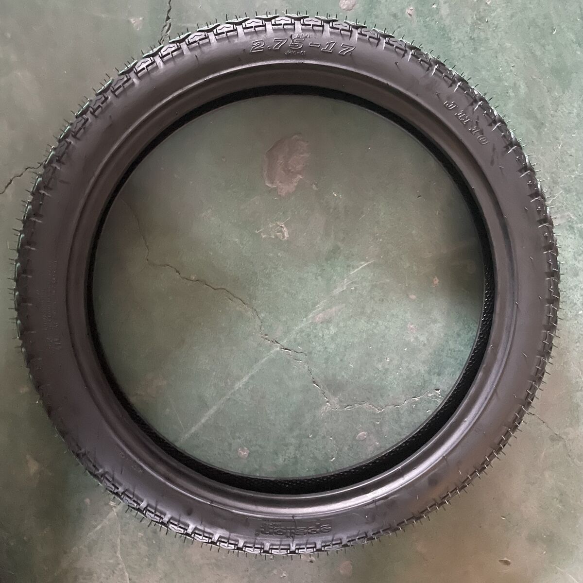 Sawtooth pattern fuckstone pattern motorcycle tires for sale