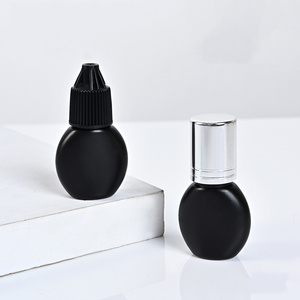 HDPE Black Eyelash Glue Bottle 5ml 10ml 15ml Good Seal Roll on Matte Finish 5ml 10ml 15ml Plastic Adhesive Bottle"