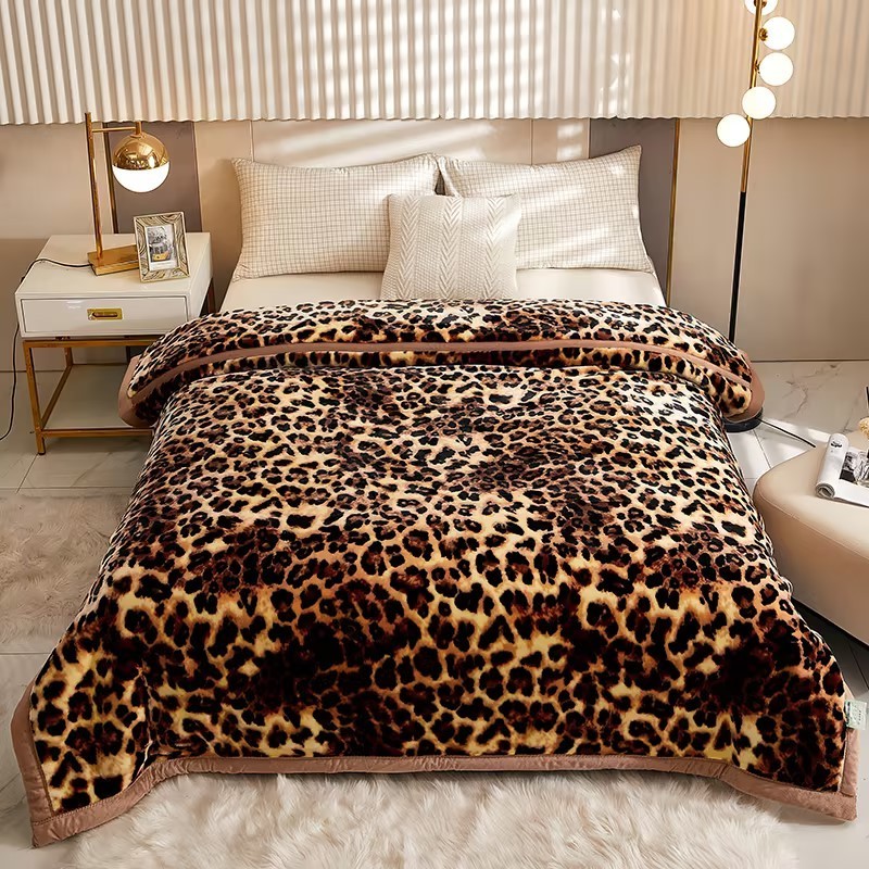 Thickened Luxury Leopard Dot Winter Warm Home Raschel Blanket