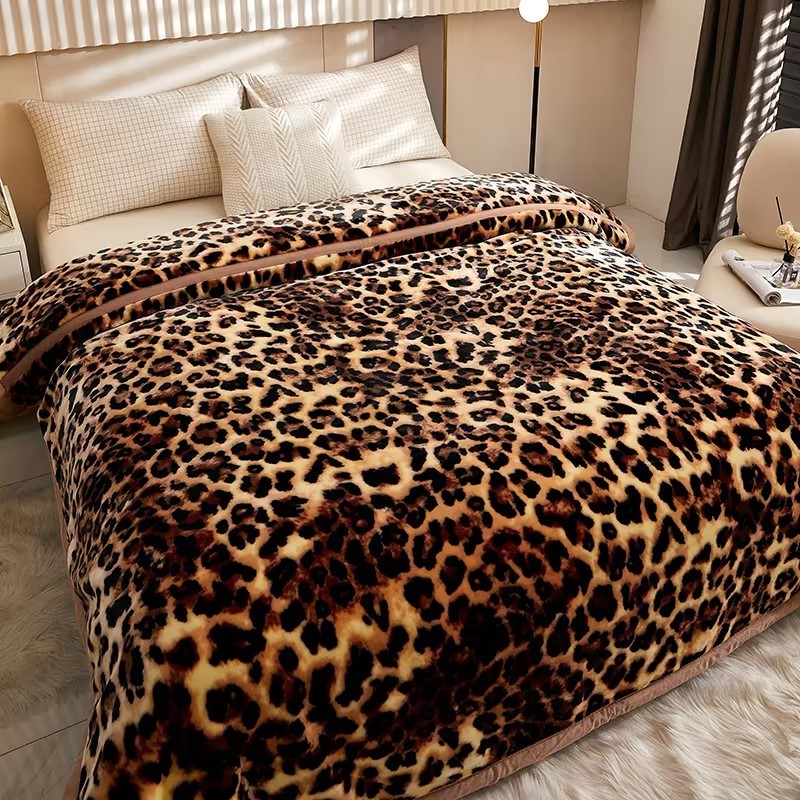 Thickened Luxury Leopard Dot Winter Warm Home Raschel Blanket