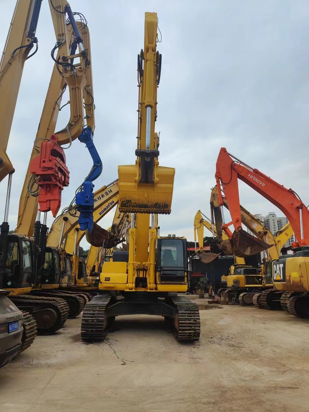 Original Japan Komatsu PC400-8 Excavator 40TON original painted Komatsu heavy earth-moving shovel PC400 PC400-8 PC400LC PC400-8R