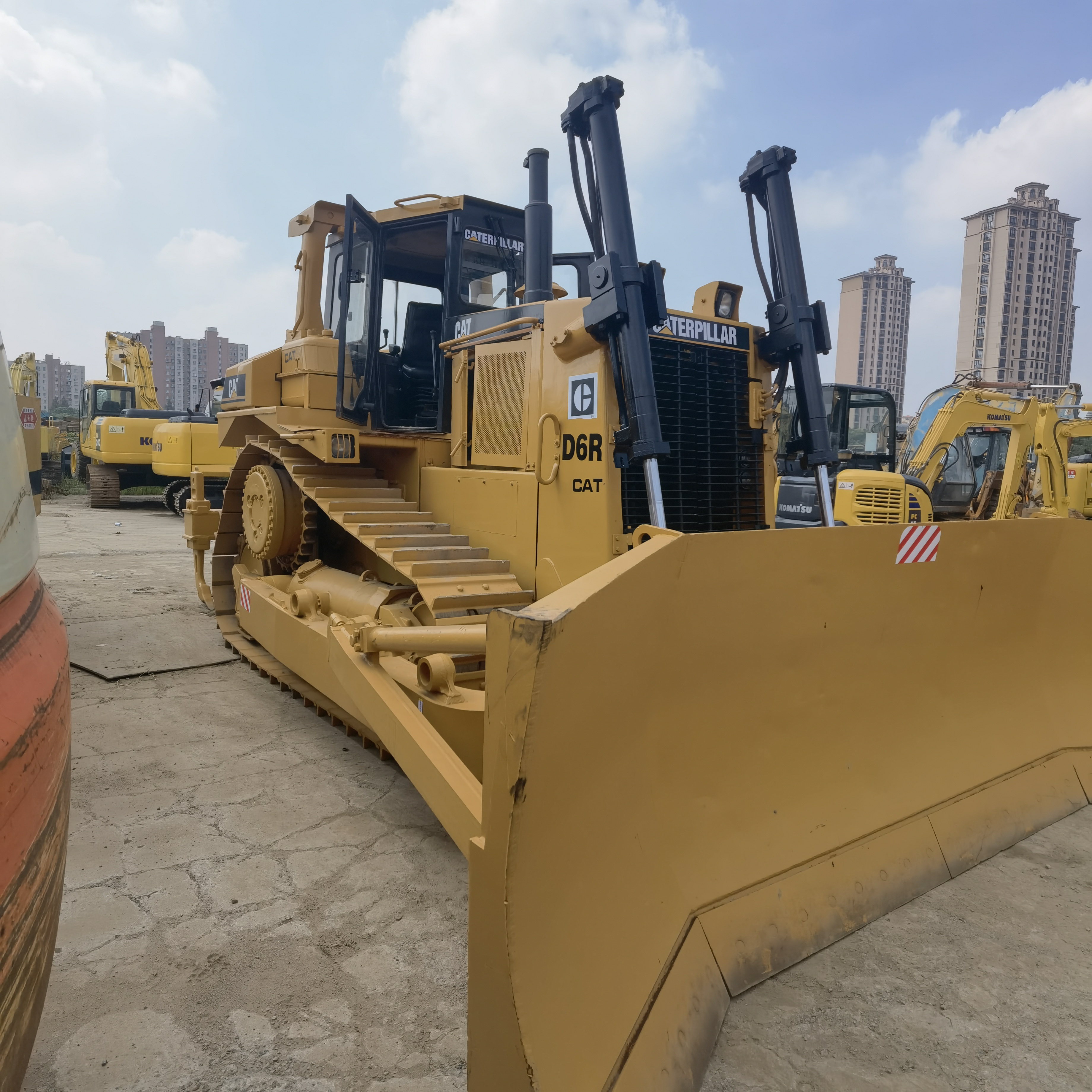 Used Cat Bulldozer D6R CAT Dozer D6G-2/D6H/D6R in condition