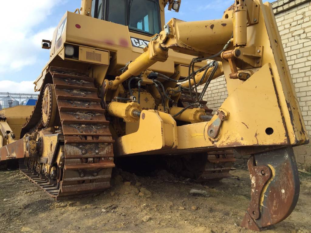 Caterpillar Large-scale Earth-moving Dozer CAT D9R Crawler Bulldozer Painted Cat Dozer Original in Shanghai New Product 2020 JP