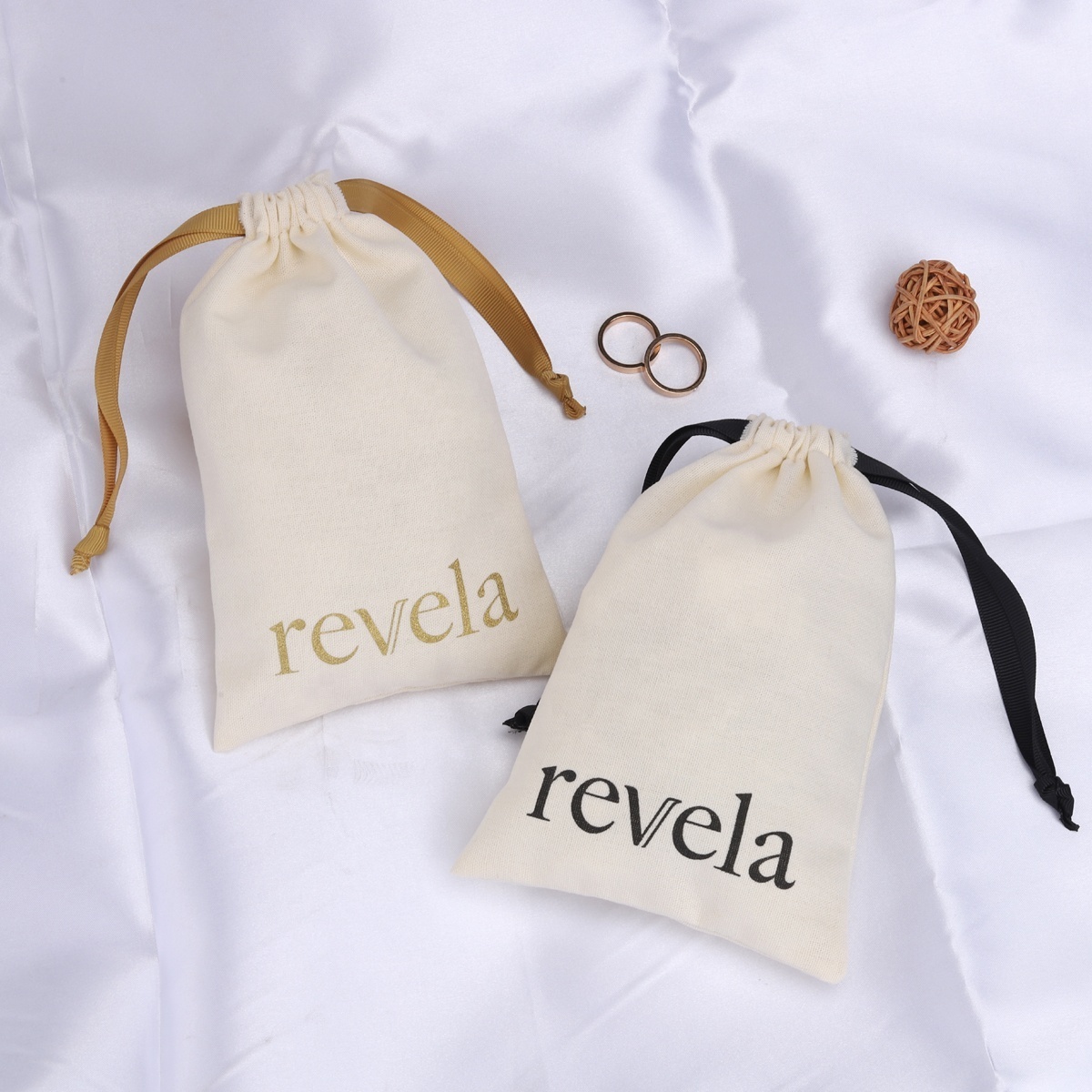 High Quality Small Size Cotton Linen Gift Packaging Jewelry Cosmetic Organic Dust Drawstring Bag Cotton Storage Pouch