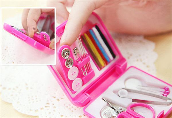 Portable Travel Sewing Kits Box Needle Threads Scissor Thimble Home Sewing Tool Accessories Needle Box