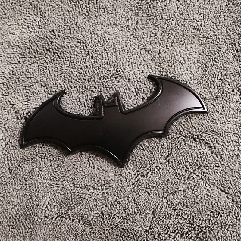 High Quality 3D Bat Shape Car Stickers Cool Metal Car Logo Emblem Sticker Decal Motorcycle Automobiles Car Styling Accessories