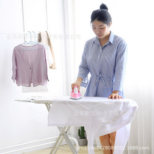 2023 Diverse Colors Heavy Duty Metal Mesh Ironing Board Iron Holder Ironing Board with Cotton Cover