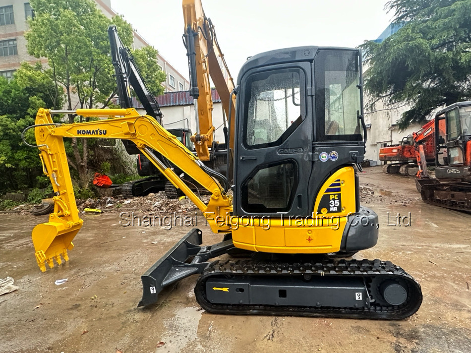 Used excavator KOMATSU PC35 3 Ton 2023 99% New Rubber Track Japan Mini EPA CE Good Condition Hot Sale Boutique Low Working hours