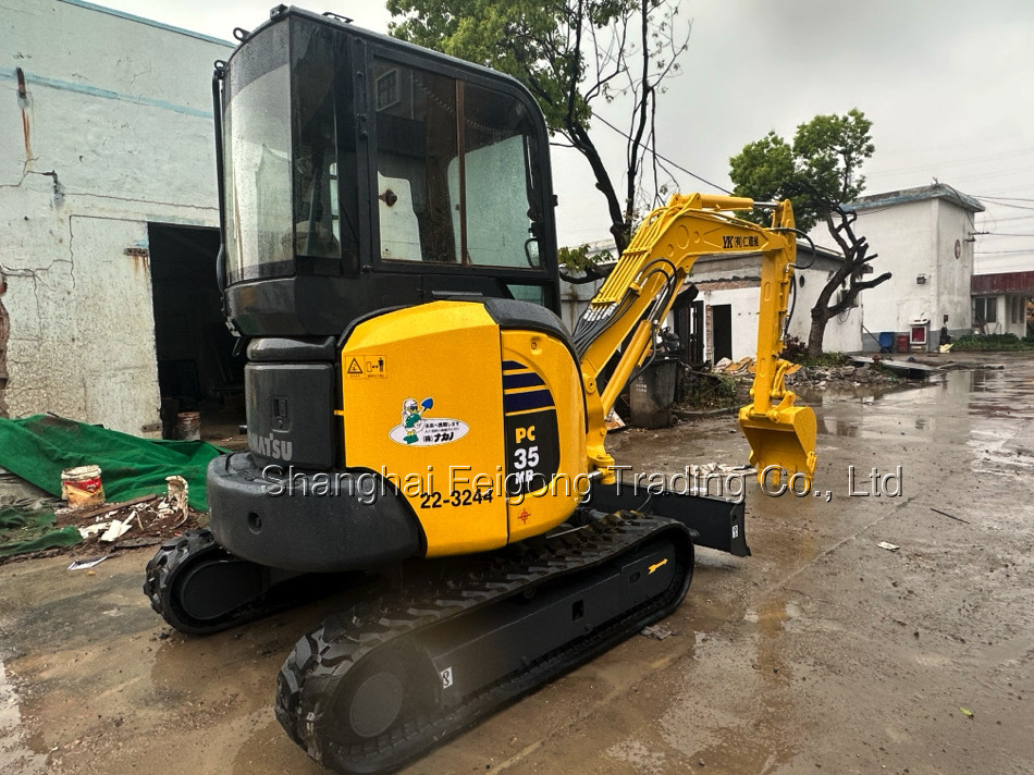 Used excavator KOMATSU PC35 3 Ton 2023 99% New Rubber Track Japan Mini EPA CE Good Condition Hot Sale Boutique Low Working hours