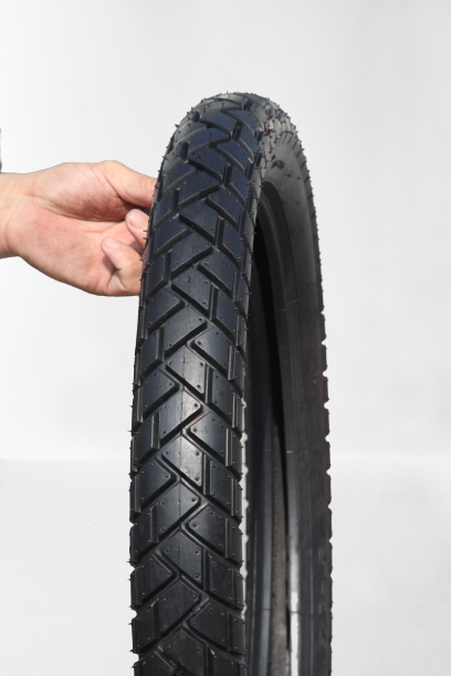 Motorcycle Tubeless Tyres (90/90-17 90/90-18 90/90-19 100/90-17 110/90-16 110/90-17 120/90-16)