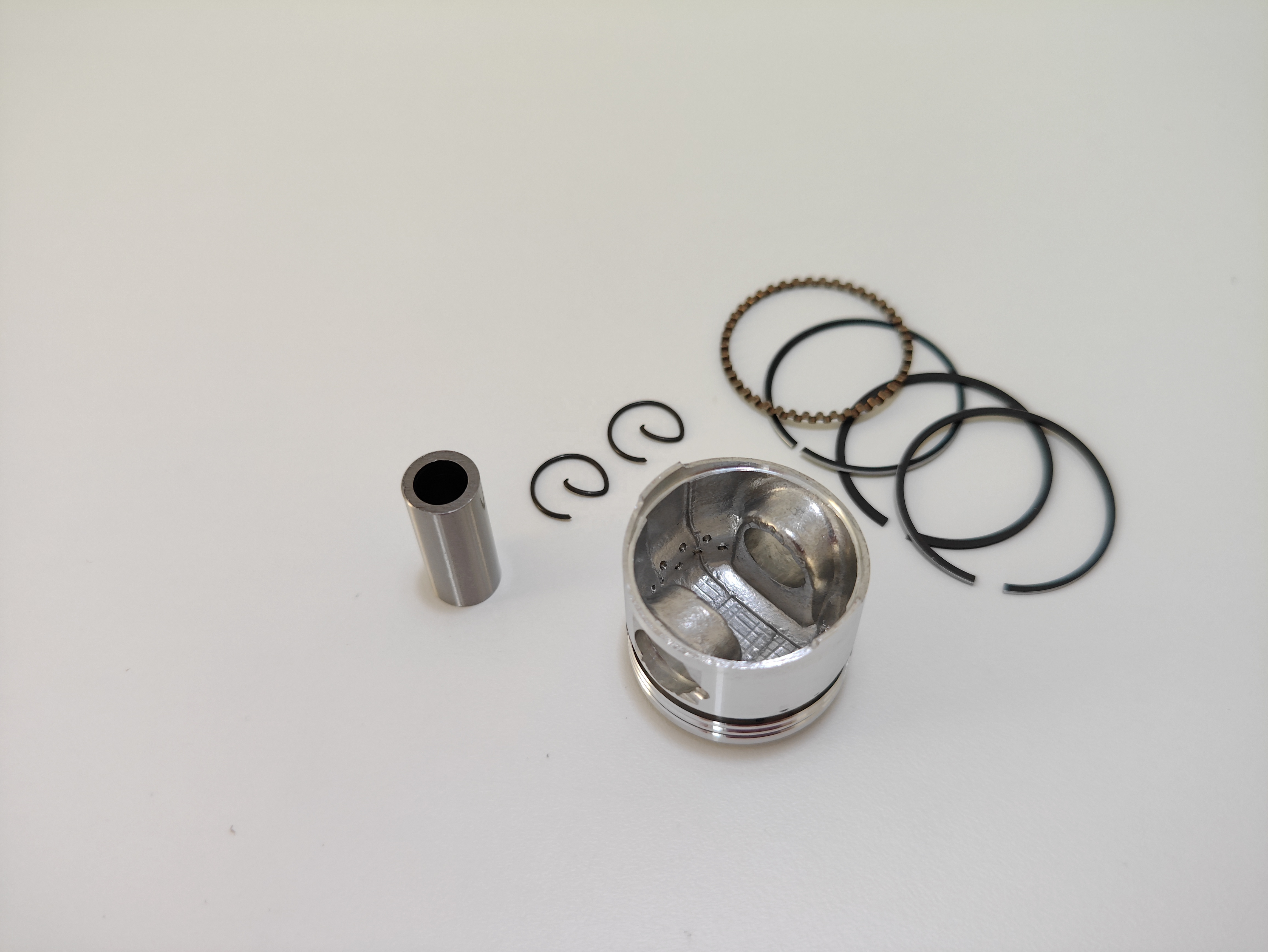 Motorcycle Parts Steel Piston and Rings for GY650 STD