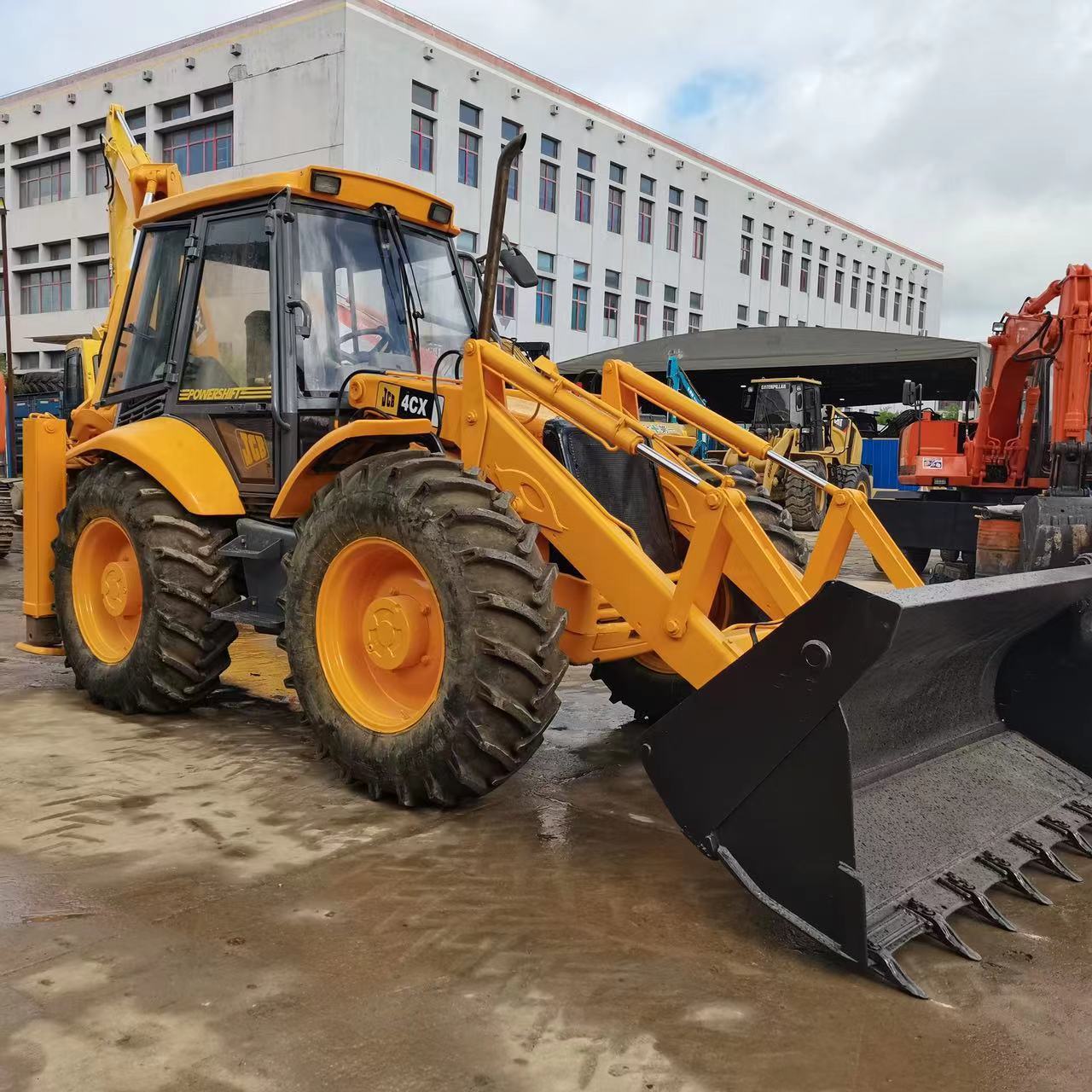 Original english brand used jcb 4cx wheel backhoe loader  with two tackles multifunctional equipment for sale