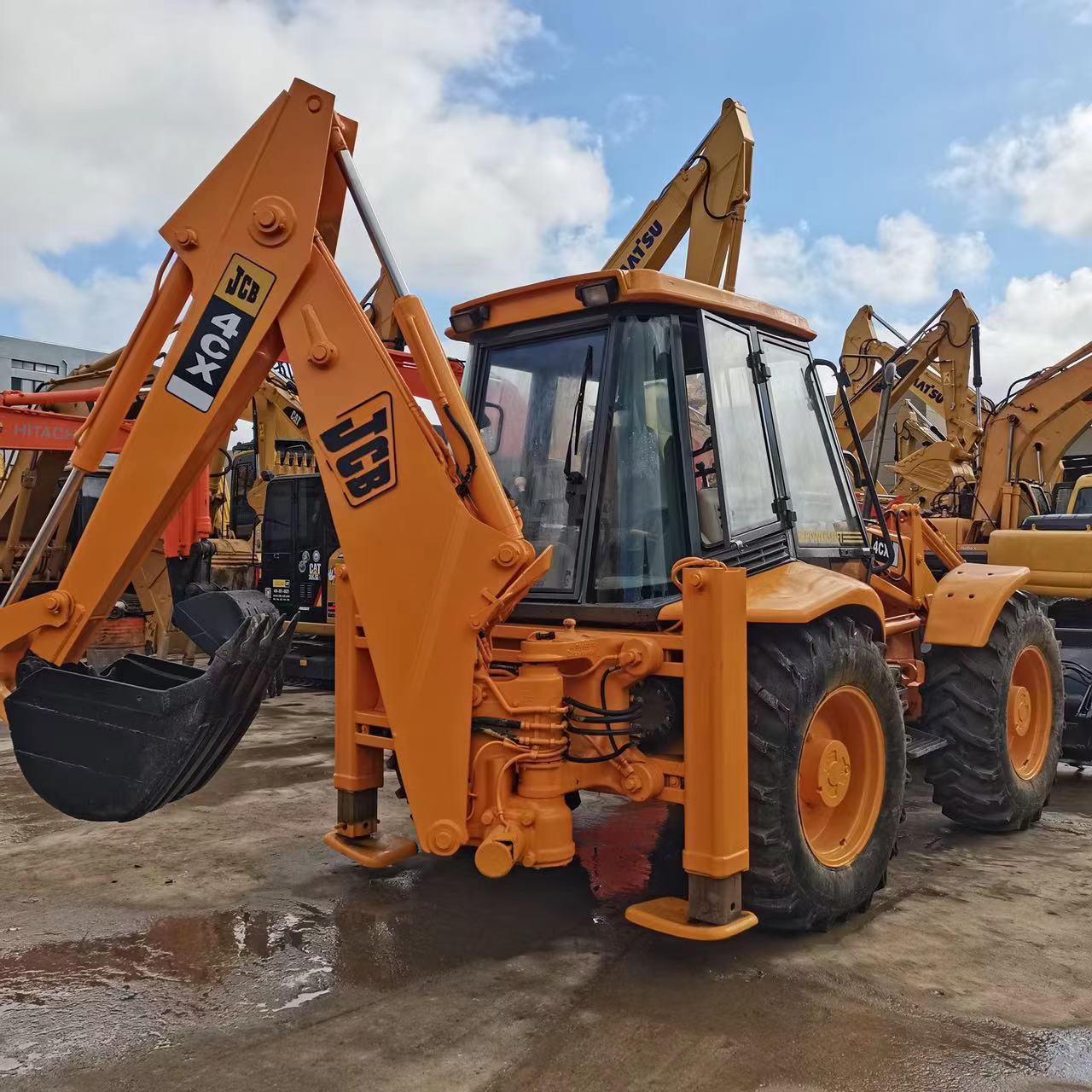 Original english brand used jcb 4cx wheel backhoe loader  with two tackles multifunctional equipment for sale