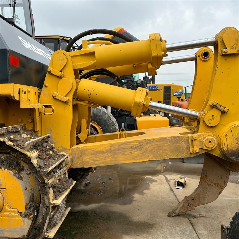 Hot Sale Used Bulldozer Second Hand SHANTUI SD16 SD22 SD320 Competitive Price Hydraulic Backhoe Used bulldozers