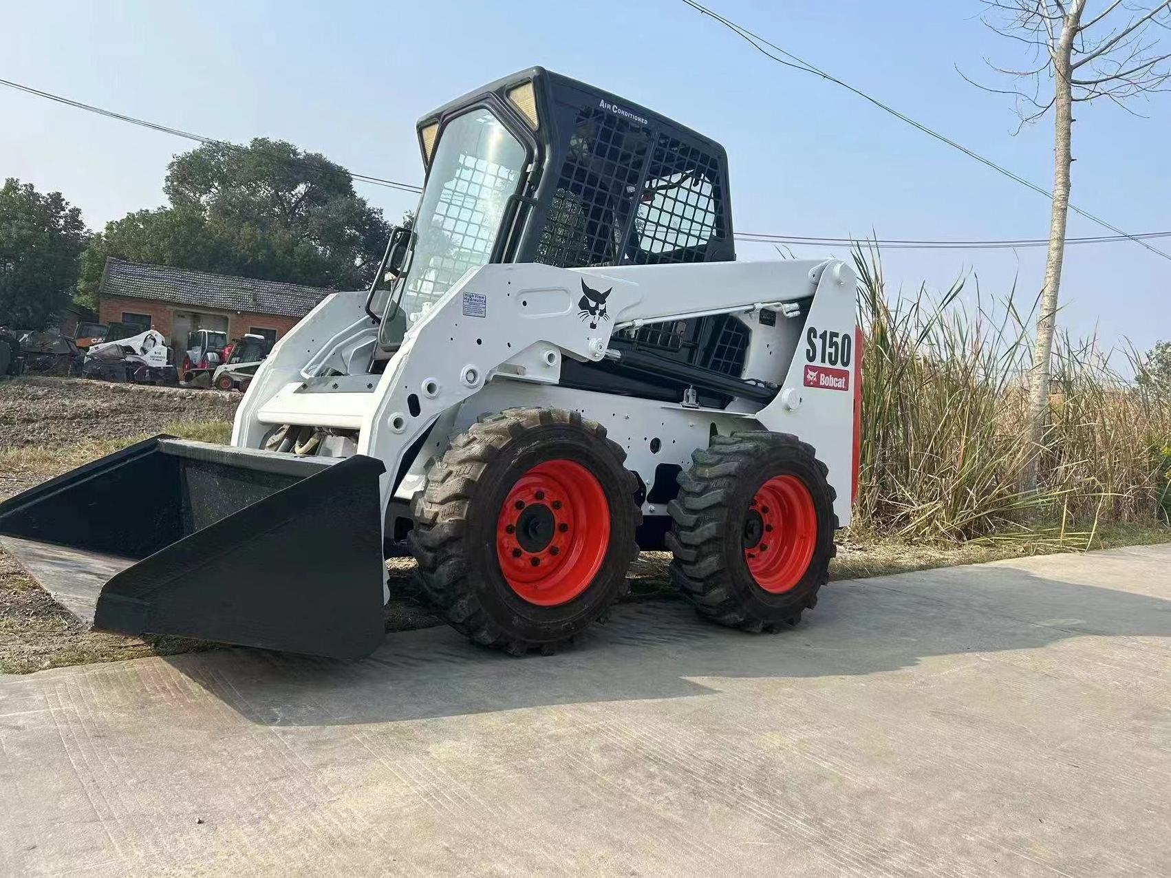 Real America  farm device Mini skid steer Excavators Mini Excavator used bobcat s150  for sale