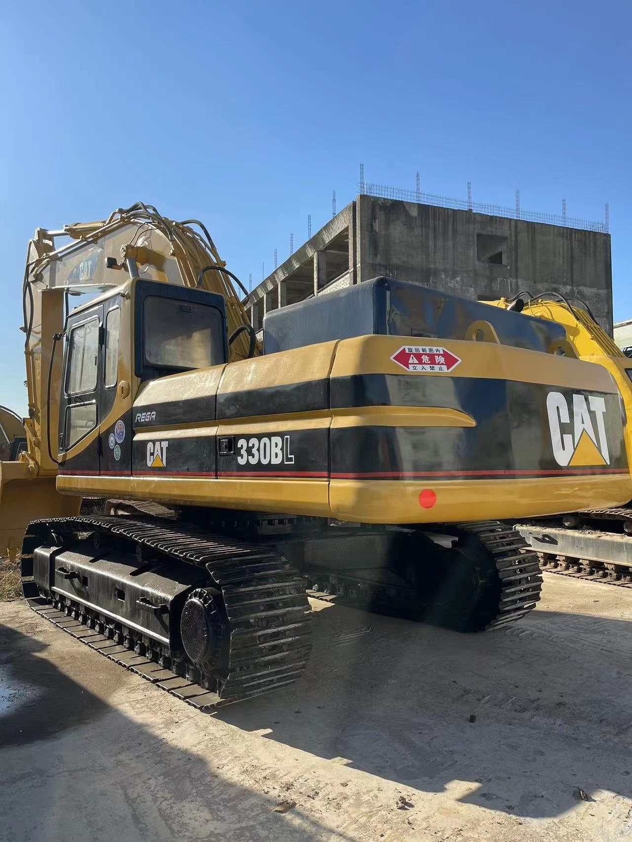 Used Crawler Excavator Used CAT 330BL Excavator 320D 325C 330B 330C