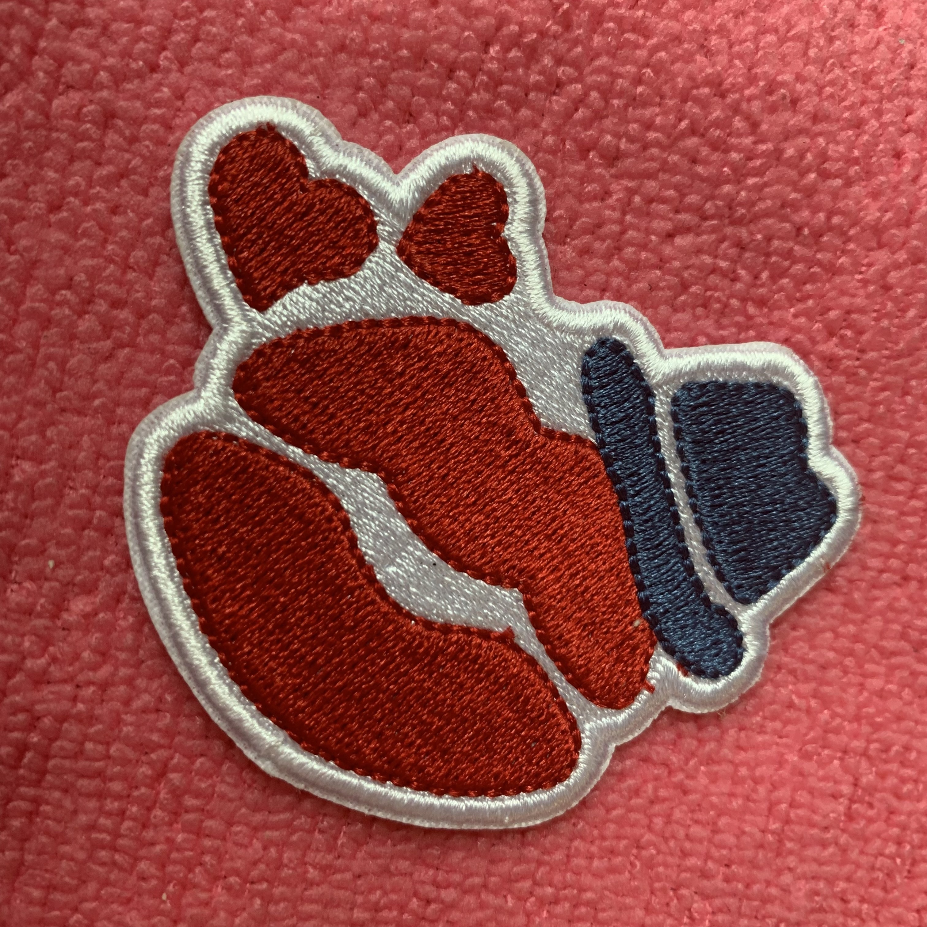 cut out logo full embroidery patch with glue,fancy design 3D heat press embroidery tag for bags