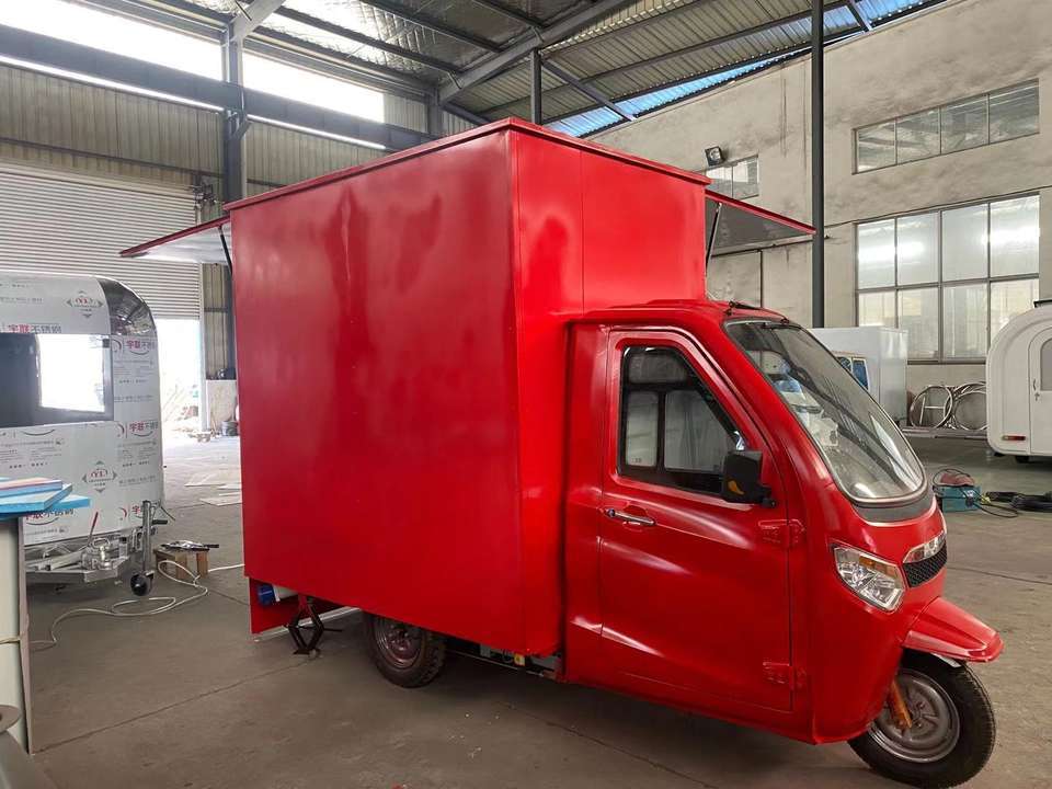 3 Wheel Electric Tricycle Mobile Pizza Food Truck With Full Kitchen Breakfast Vending Van For Sale