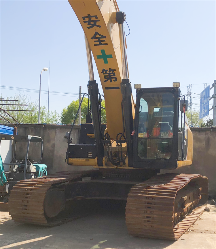 Used 349 CAT excavator for sale! Used crawler excavator CAT349EL for your construction needs!