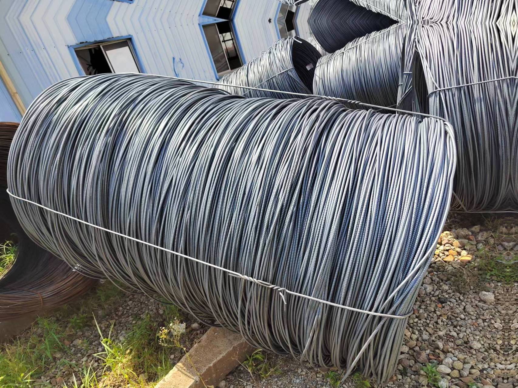 China supply SAE 1006 Hot Rolled Steel Wire Rod In Coils for making nails instock