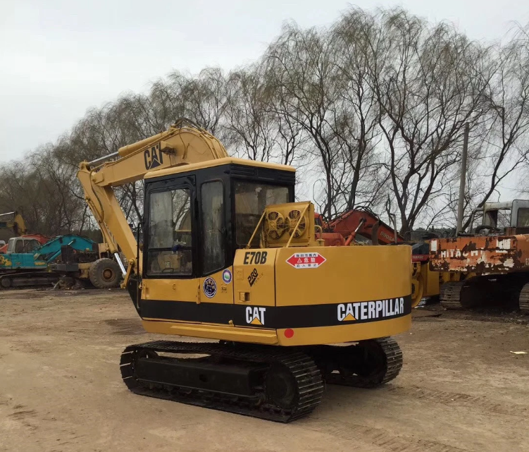 Original caterpillar E70B Crawler Excavator Cat E70B Used Hydraulic Excavators 7 TON Second hand Digger for sale