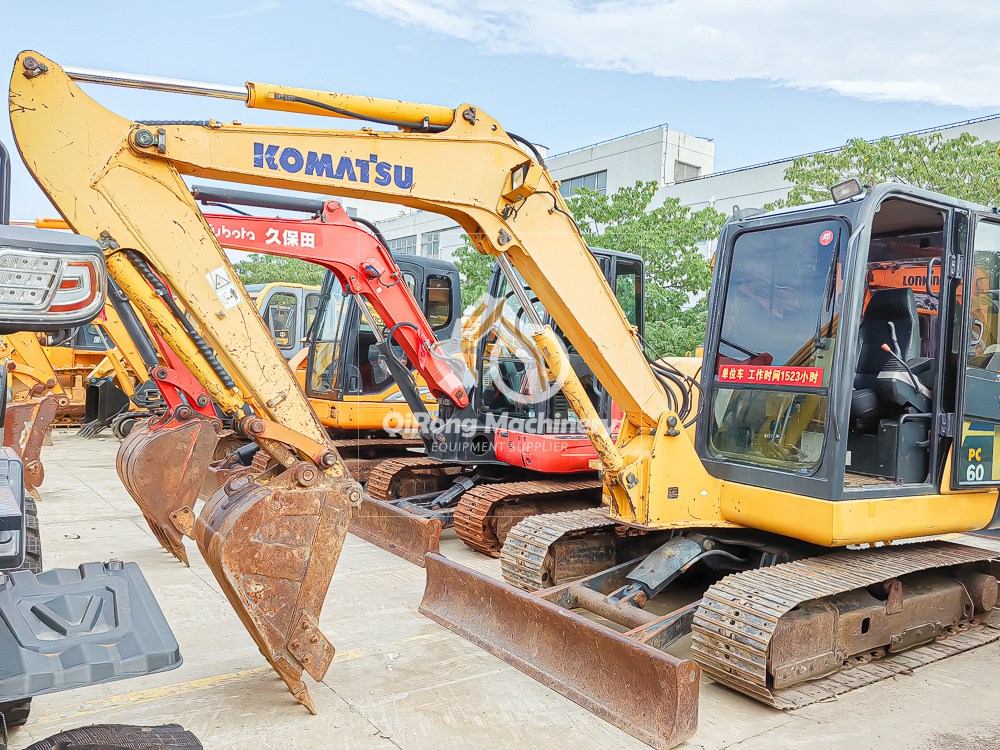 Maquinaria De Construction Used Komatsu PC60 On Sale