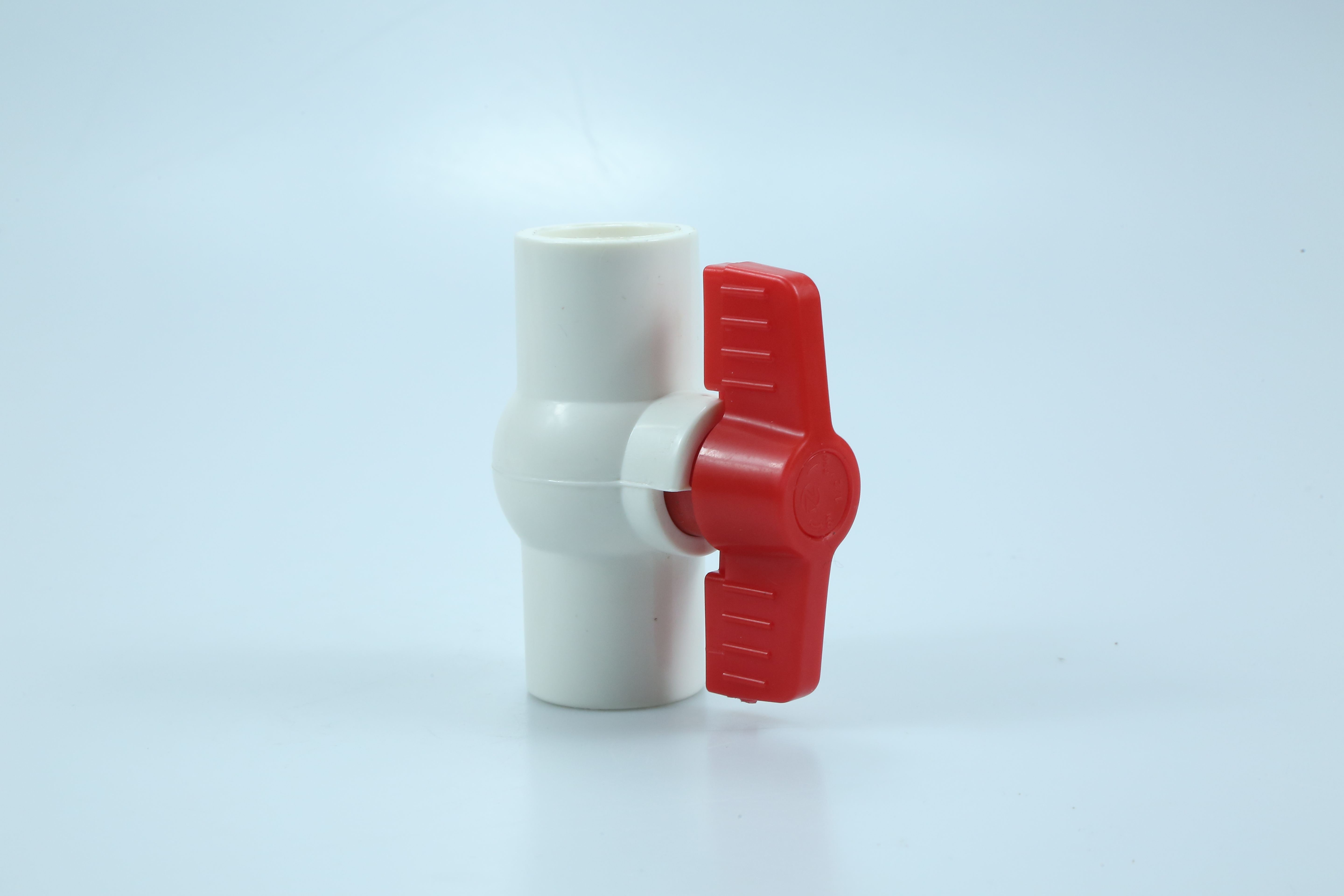 High Quality PVC 1/2 - 4 inches compact ball valve pvc ball valve