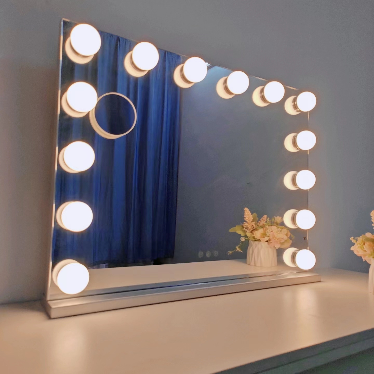 Hot sales Desktop Large Led Makeup mirrors With Light Cosmetic Table Lights Bulbs Smart Touch Hollywood Vanity Mirror