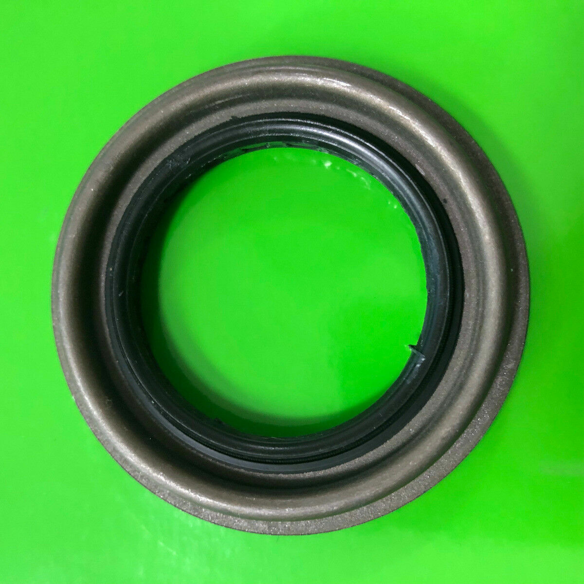 7T4Z7R284A Transfer case oil seal Rear Pinion Seal Transfer Case for Ford Edge Explorer