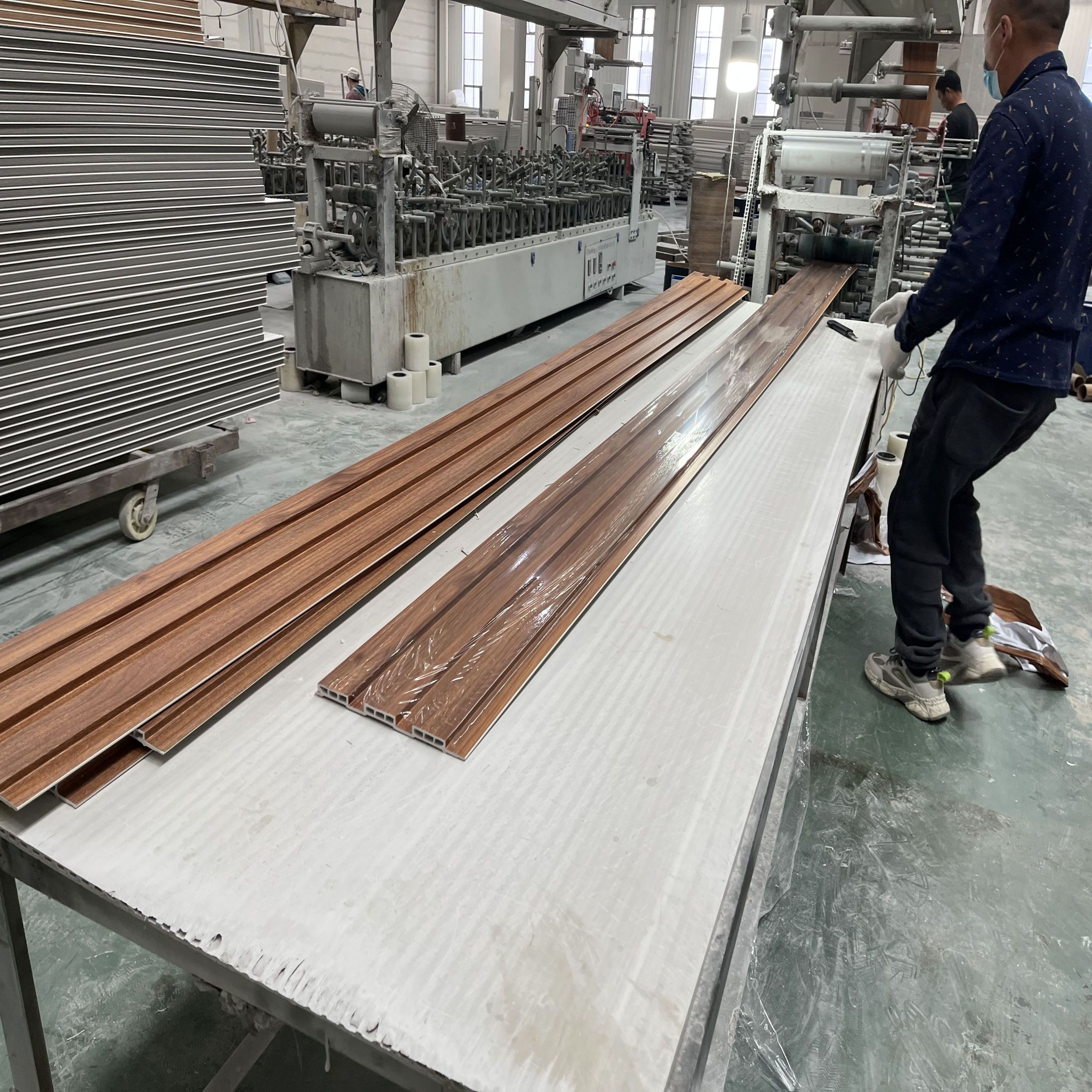 Factory price modern interior decorative panel waterproof fireproof cladding lambrin pvc bamboo wood veneer for interior