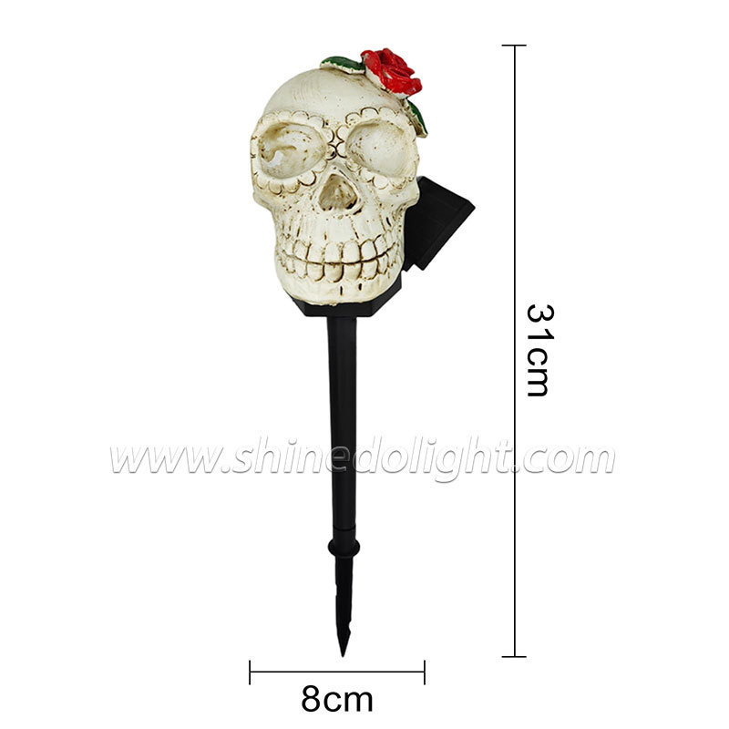 Outdoor Decor Solar lights Skull Lamp LED Lantern for Halloween Decor Lamp Stake