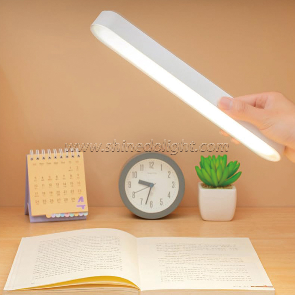 LED Motion Sensor Under Cabinet Light USB Rechargeable LED Night Light for Closet Cabinet Kitchen