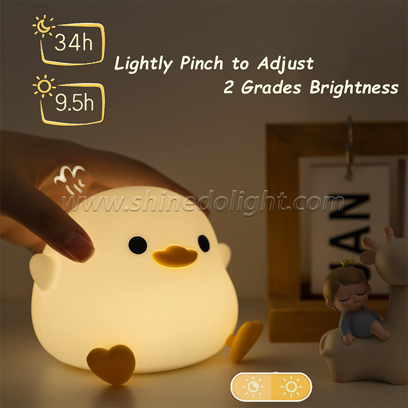 Cute children's silicone LED duck night light children's bedside nursery night decoration touch sensitive light