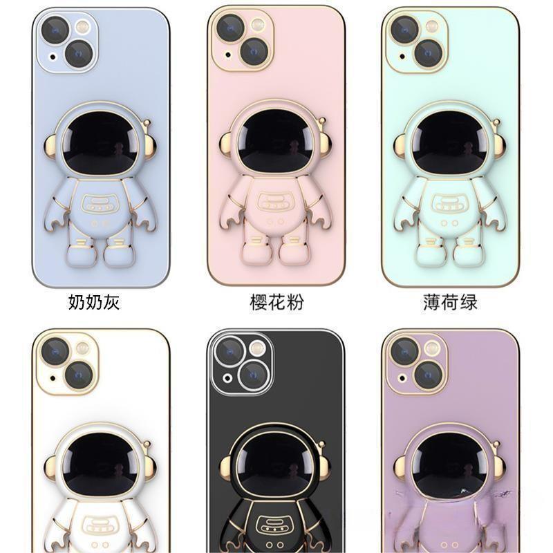 Luxury Case For Iphone 14 13 12 11 Pro Max Cover Custom Silicone Phone Case With Astronaut Phone Holder Stand