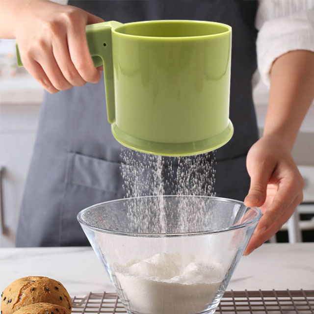 Plastic Flour Sifter Hand Hold Baking Tool Mesh Sieving Rounding Rice Machine Grain Wheat Plastic Cup Flour Sieve