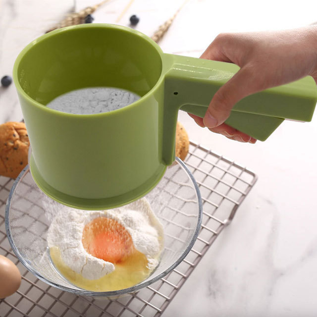 Plastic Flour Sifter Hand Hold Baking Tool Mesh Sieving Rounding Rice Machine Grain Wheat Plastic Cup Flour Sieve