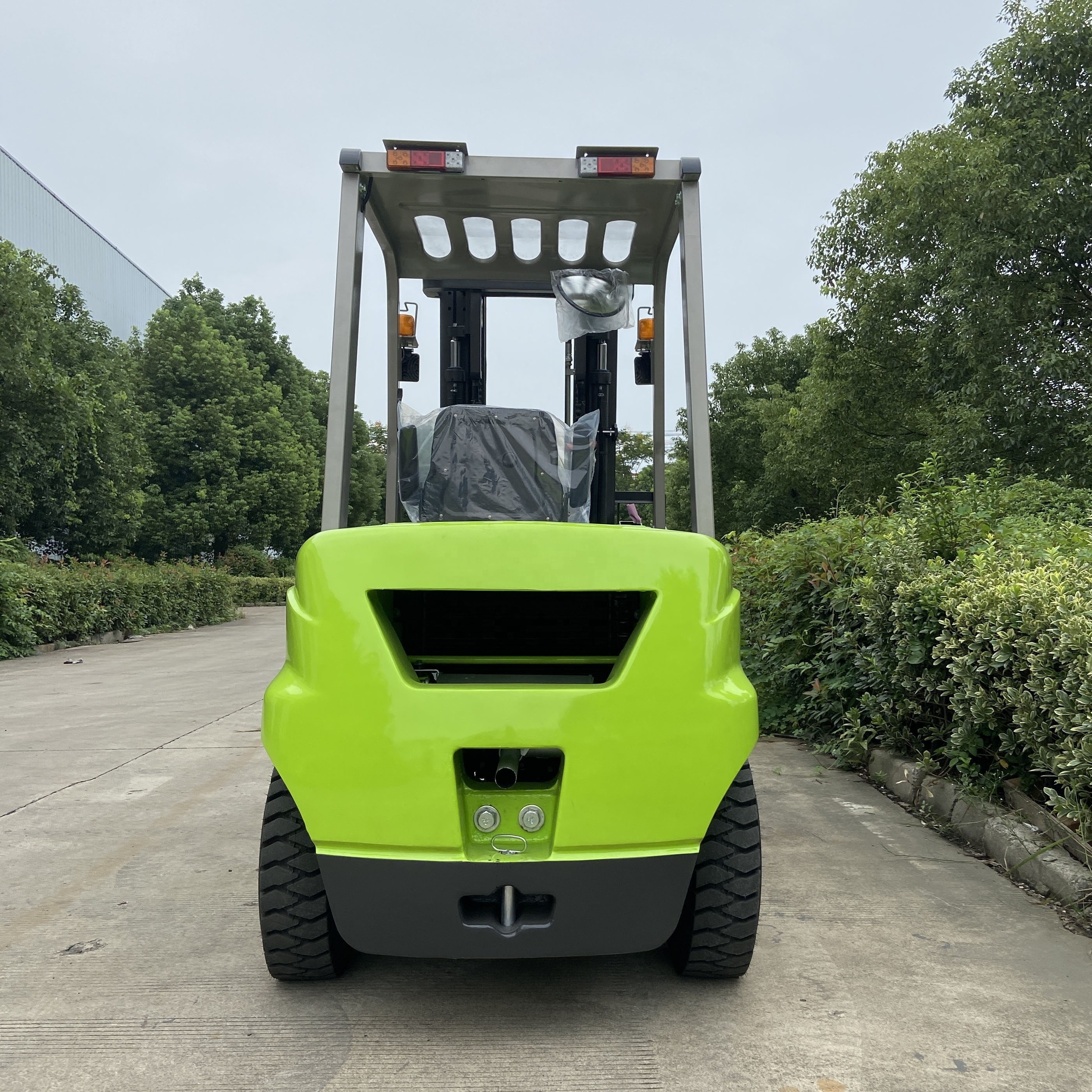 3 ton diesel forklift truck with Mitsubishi S4S Engine