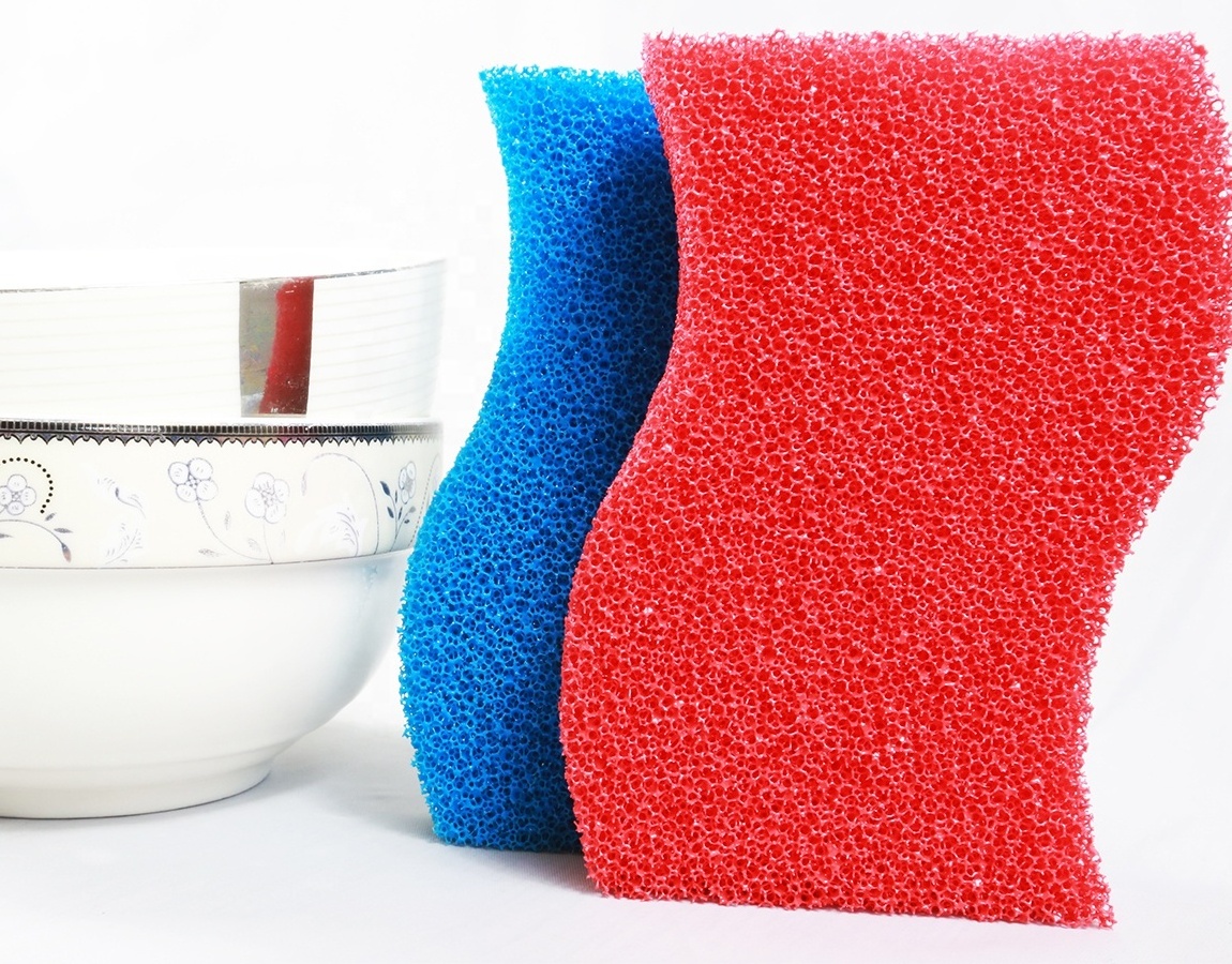 Can scrub hard-to-clean items, such as hoods, stovetops, tables, etc. Easy-to-clean silicone dishwashing sponge