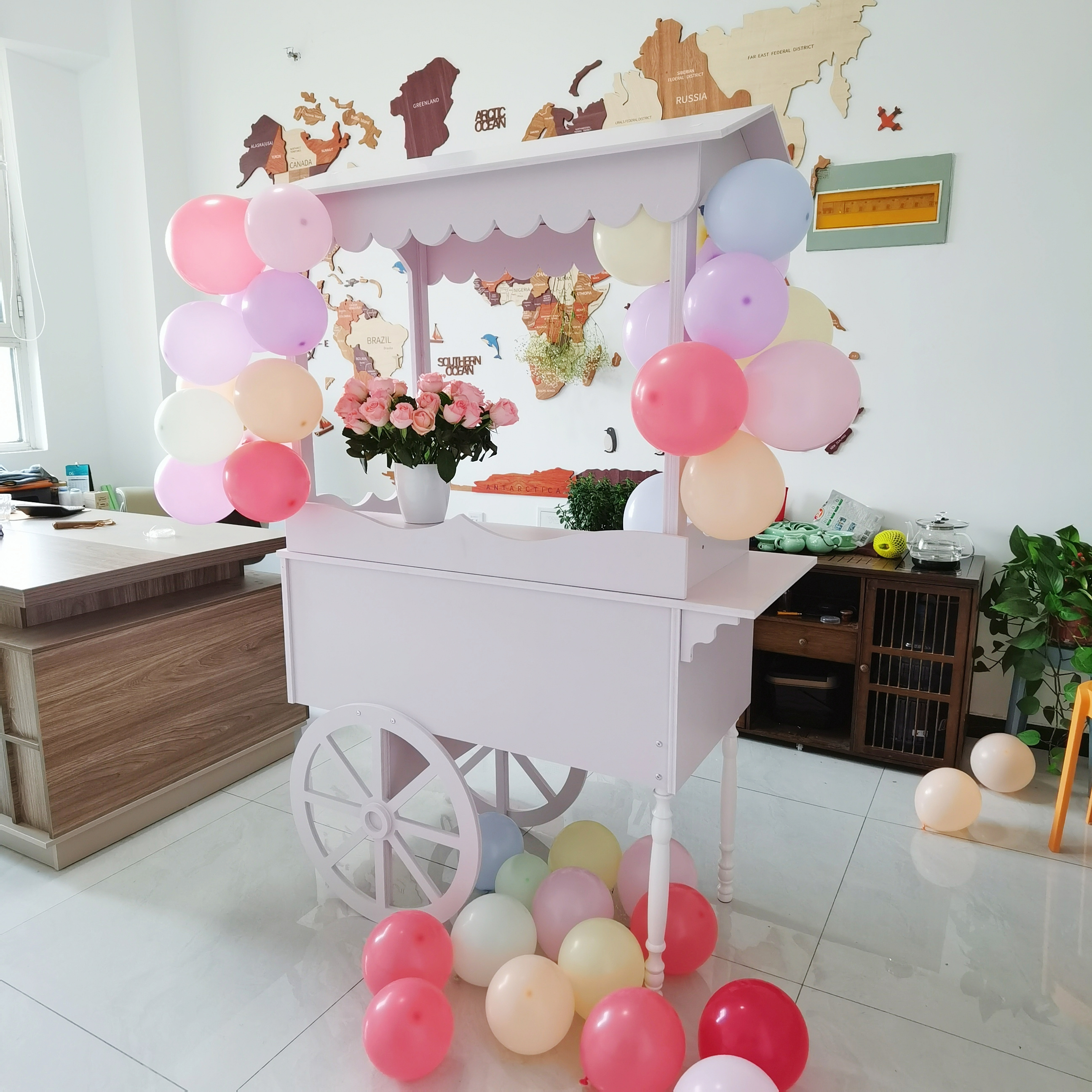 wooden gold metal PVC collapsible wholesale flower candy cart display stand with wheels for parties decoration