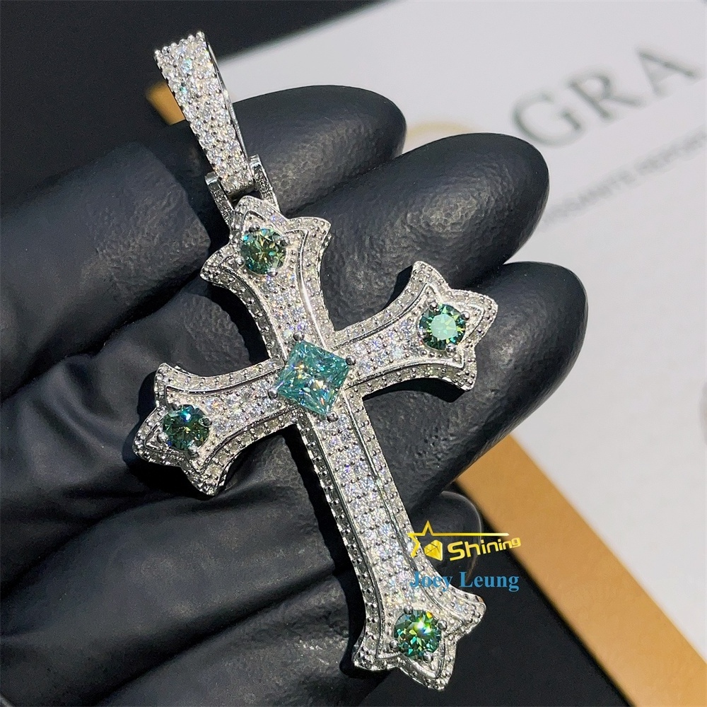 Hip Hop Jewelry Cross Pendant 925 Sterling Silver Ice Out Pendant Hip Hop Cross Moissanite Pendant