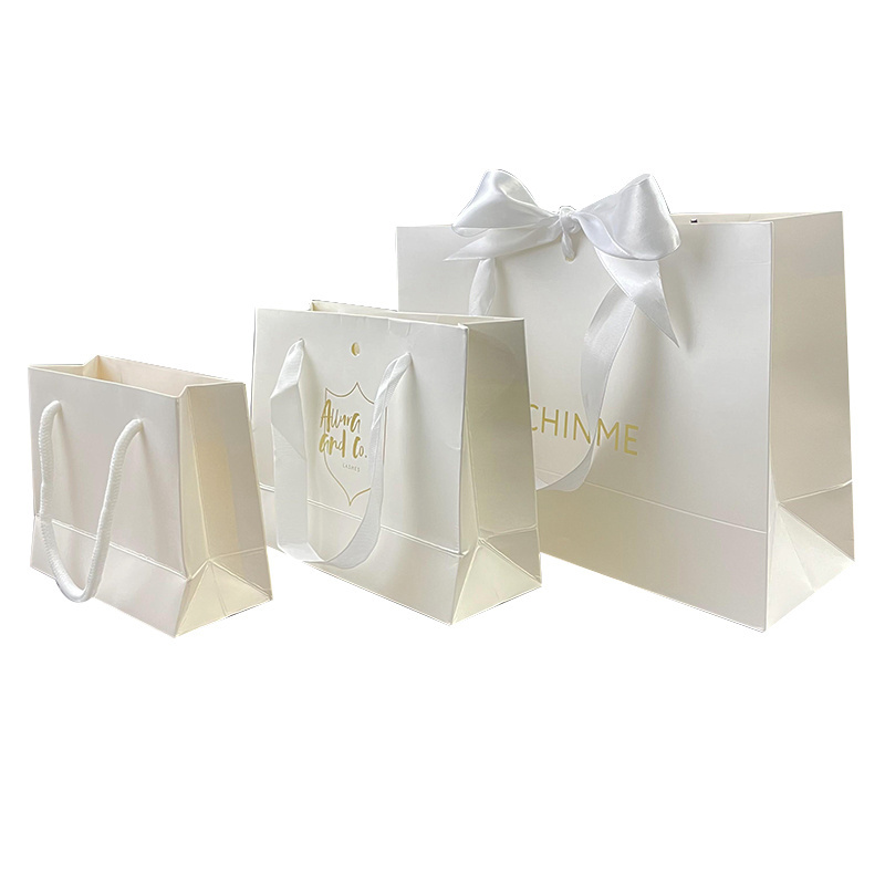 Personalized Holiday Gift Bags Printing Holographic Brown Paper Shopping Bag Mini Paper Bags For Retail Custom Logo