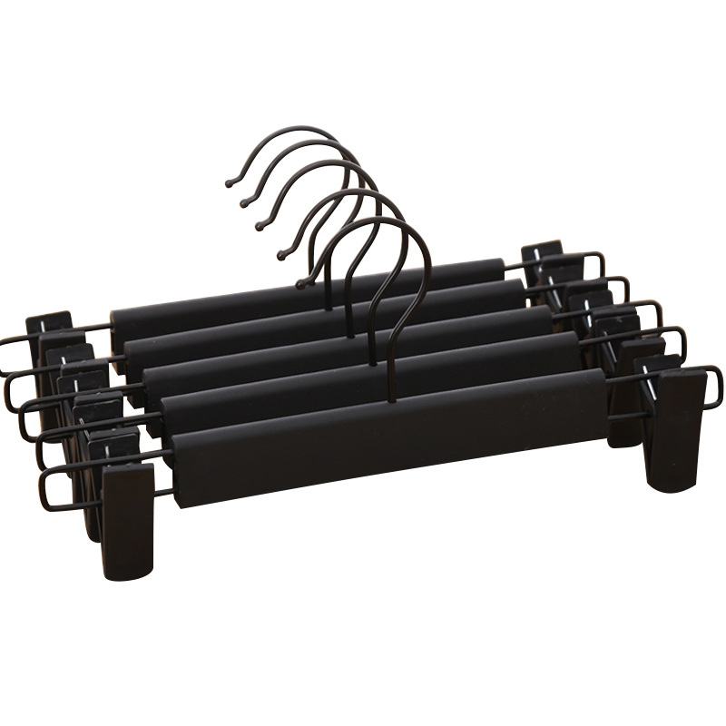 Wholesale black household retractable non-slip plastic pants rack pants clip clothing store pants rack