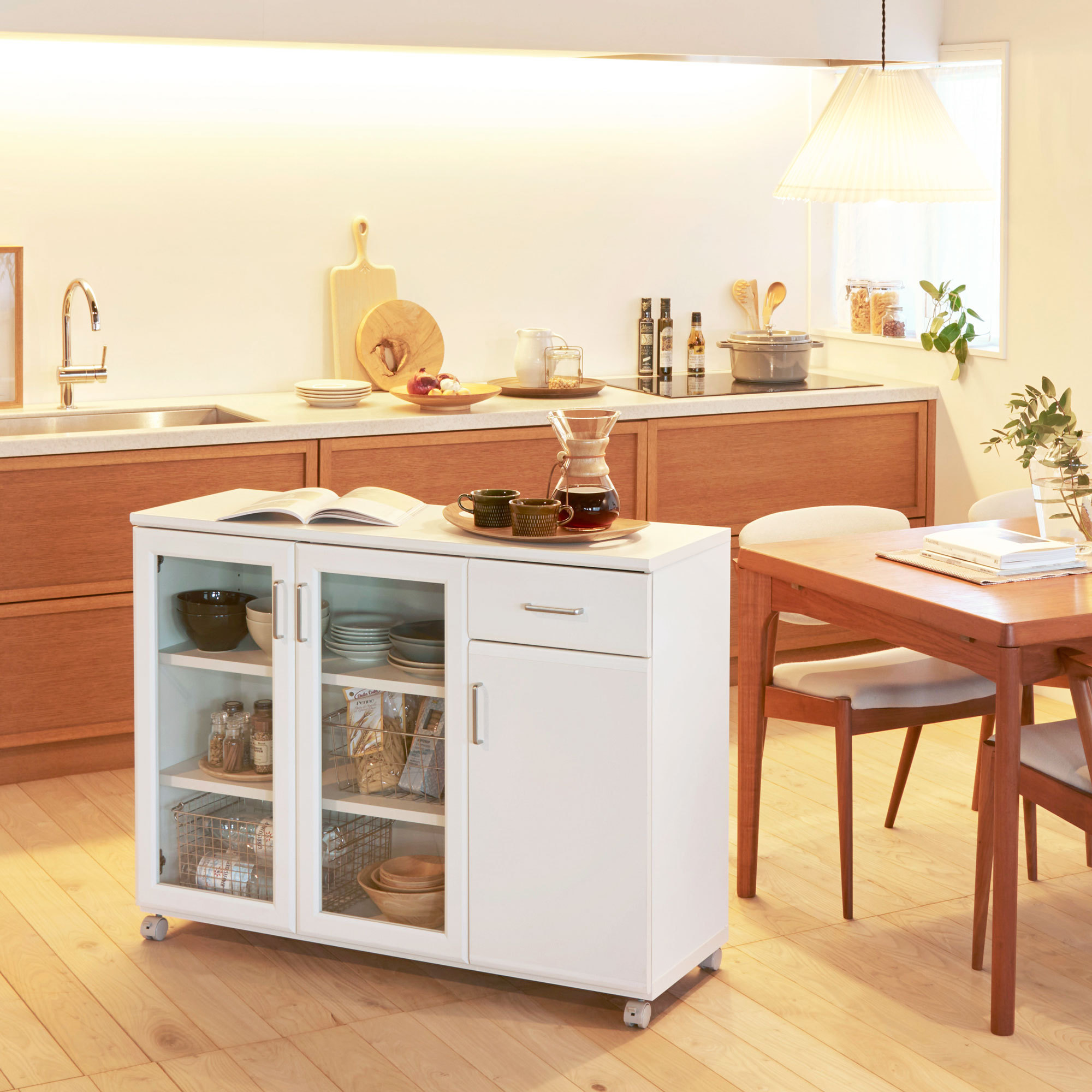 Solid wood ready to assemble wood kitchen cabinets with affordable price