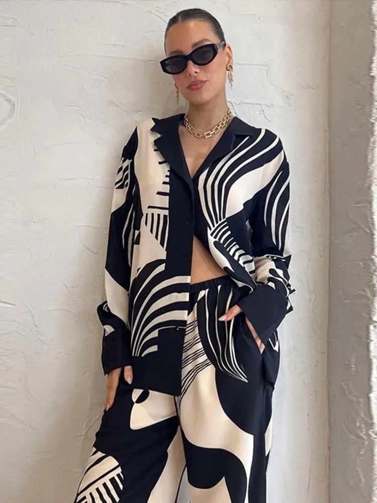 2023 Fashion Lady High Streetwear Chic Lapel Long Sleeved Top Loose Straight Leg Pants Suit Women Digital Printed Two-piece Set