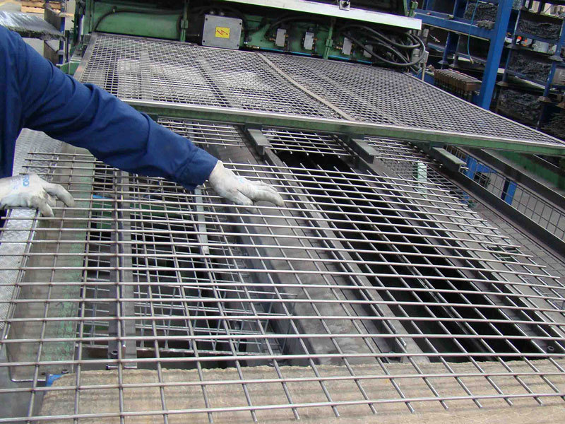 High Quality Stainless Steel Iron Rebar Welded Pvc And Galvanized Wire Mesh Fence Panels