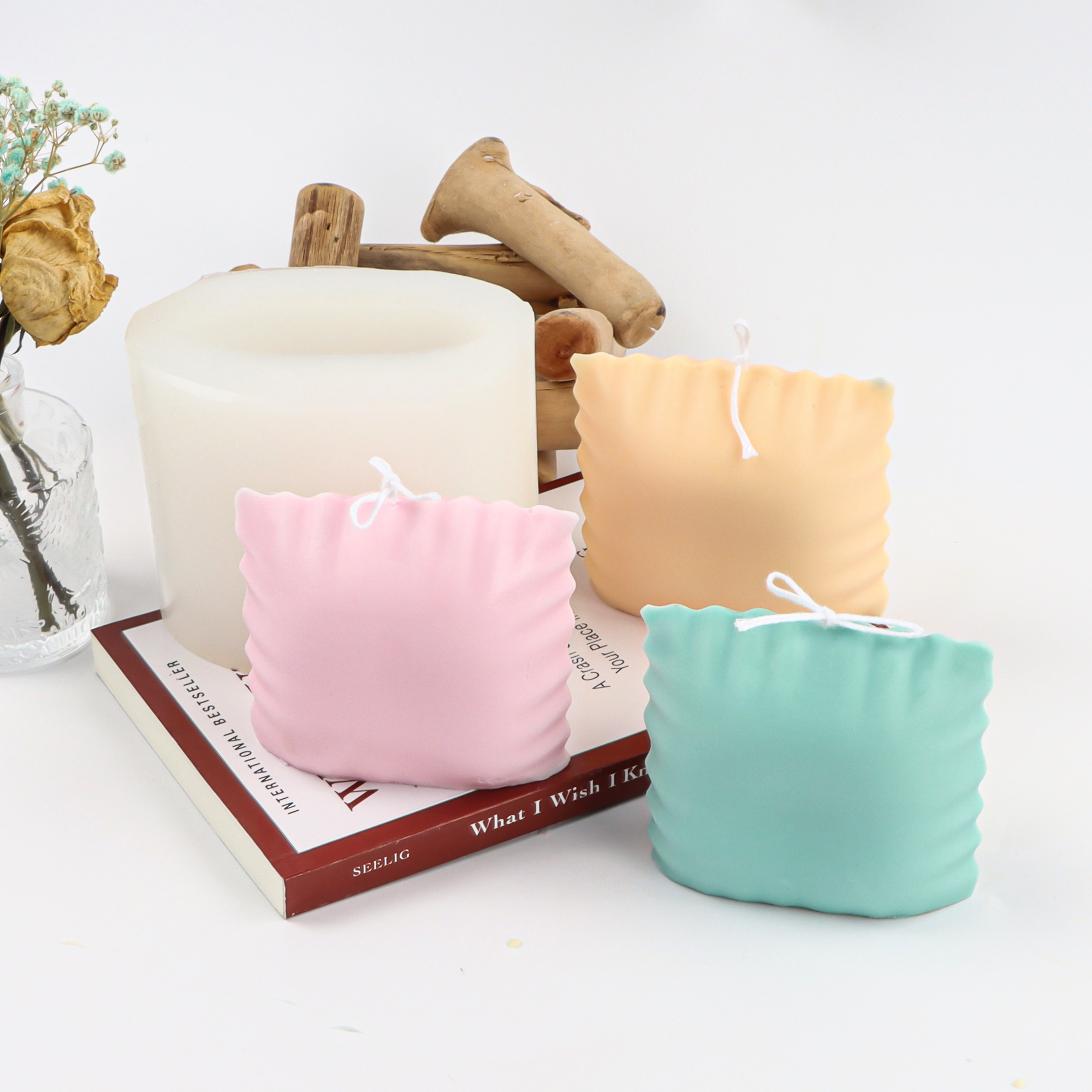 Hot Selling Emulational Pillow Shaped Colorlul Soap Mould Plaster Gypsum Making Tool Cushion Silicone Mold for Candle